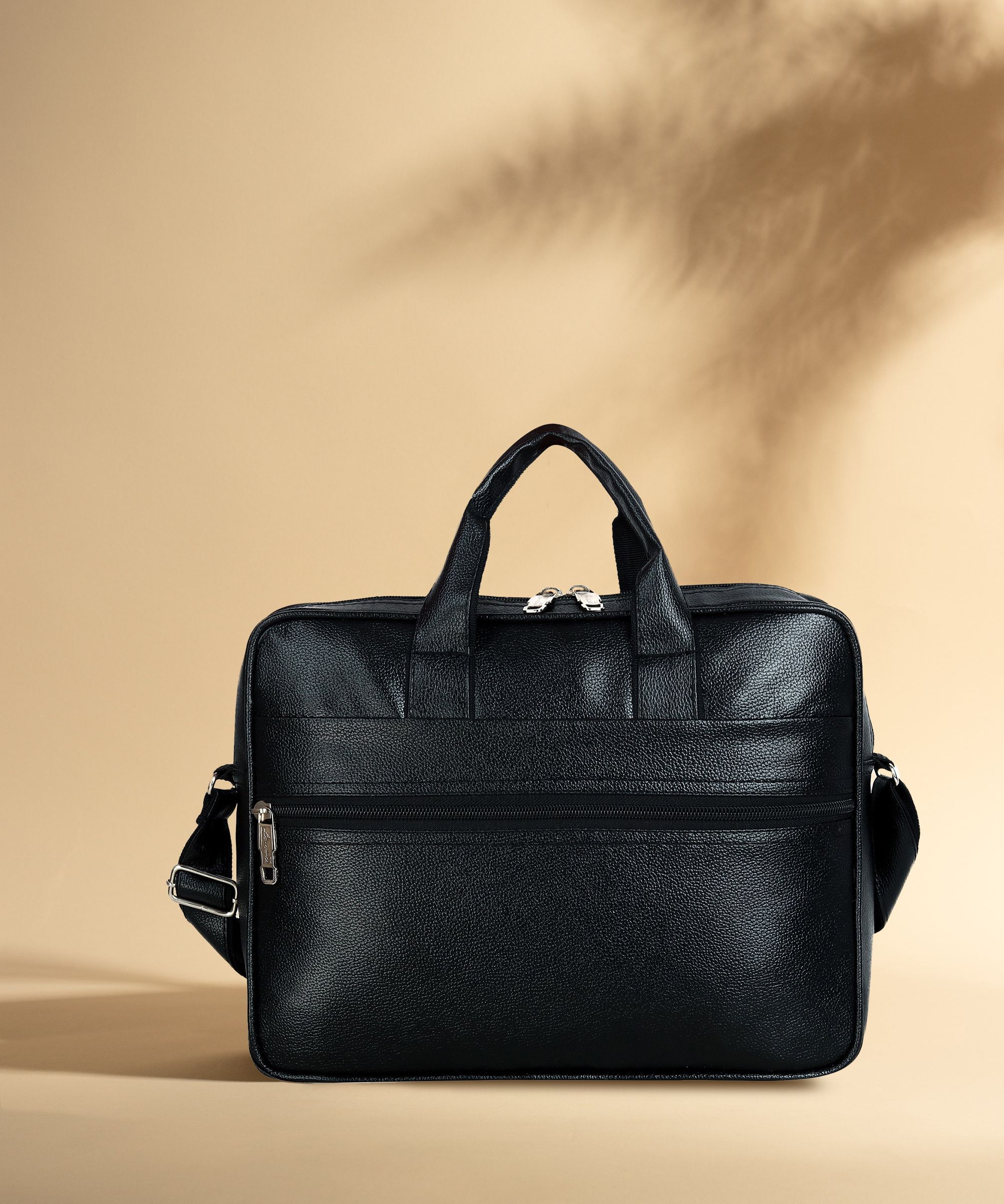 Men & Women Black Messenger Bag