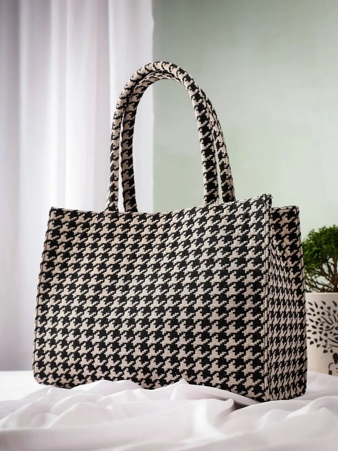 pride style Women White, Black Messenger Bag-picture-11