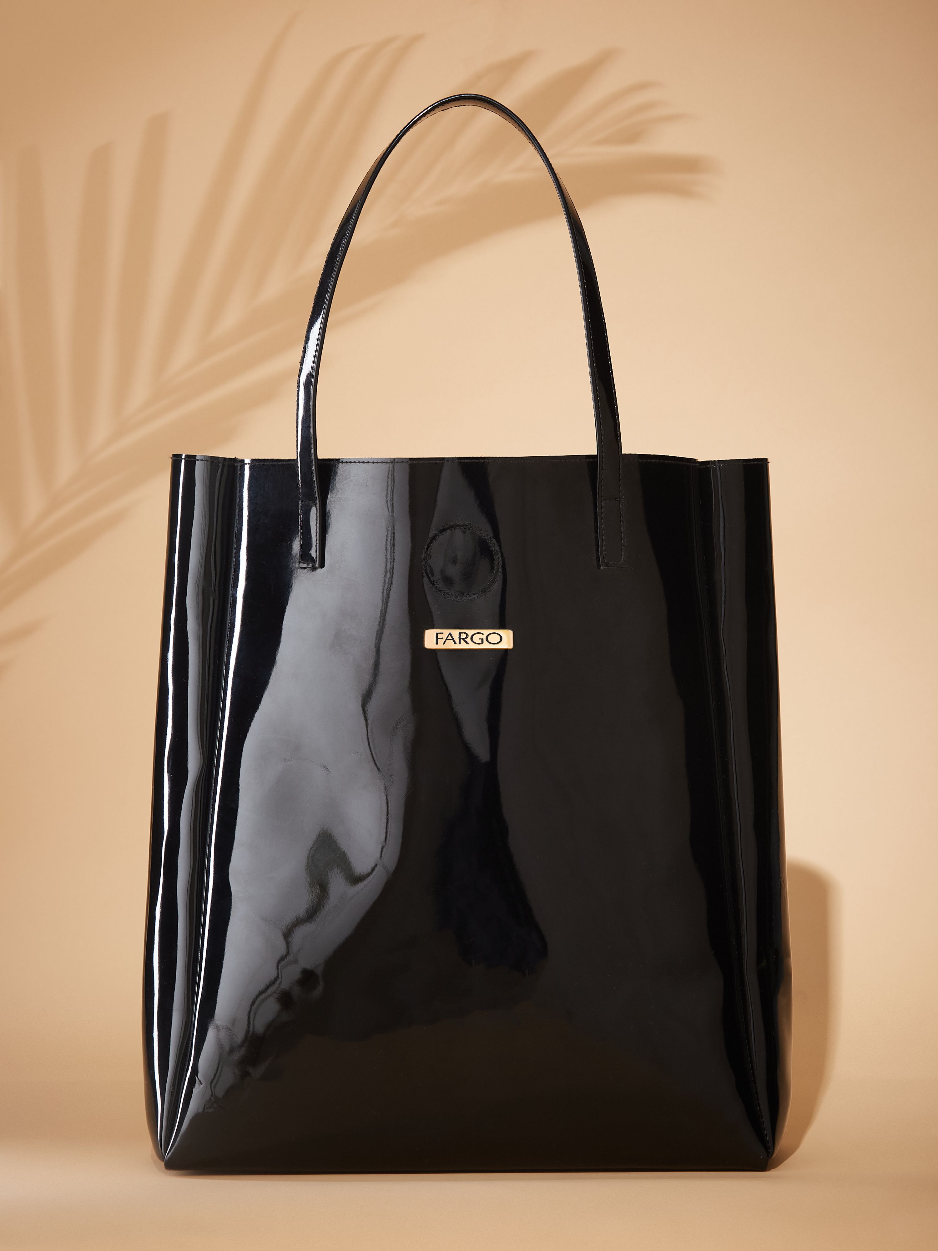 fargo Women Black Tote-picture-17