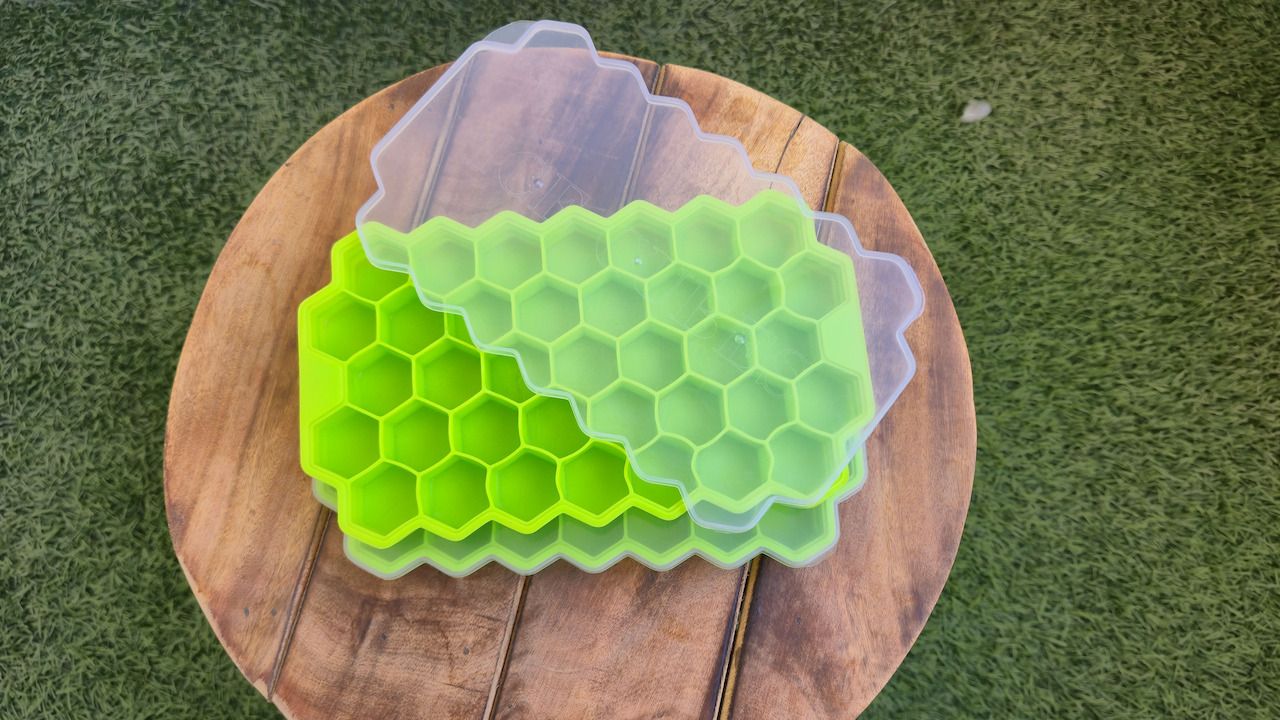 zupaya Premium Silicon Ice Cube Tray with Lid | 37 Small Hexagon Cube | BPA Free | Green Silicone Ice Cube Tray-picture-22