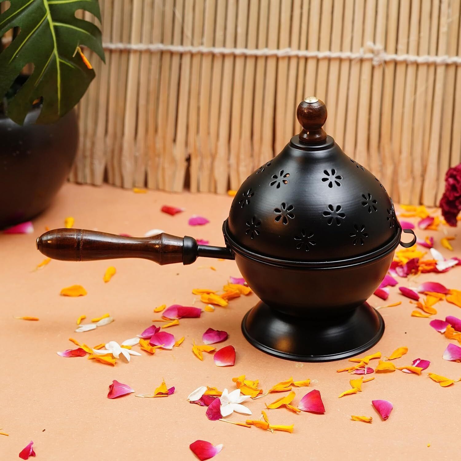 Metal Dhoop Dani Loban Burner for Home Office Temple Puja(Round) Iron, Wooden Incense Holder-image-5
