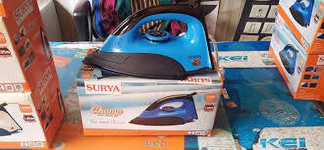 surya CHAMP 1000 W Dry Iron-picture-1