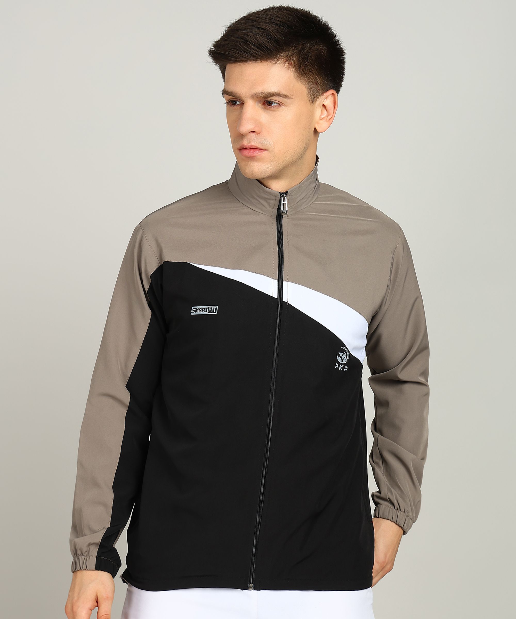 Men Colorblock Sports Jacket-image-45