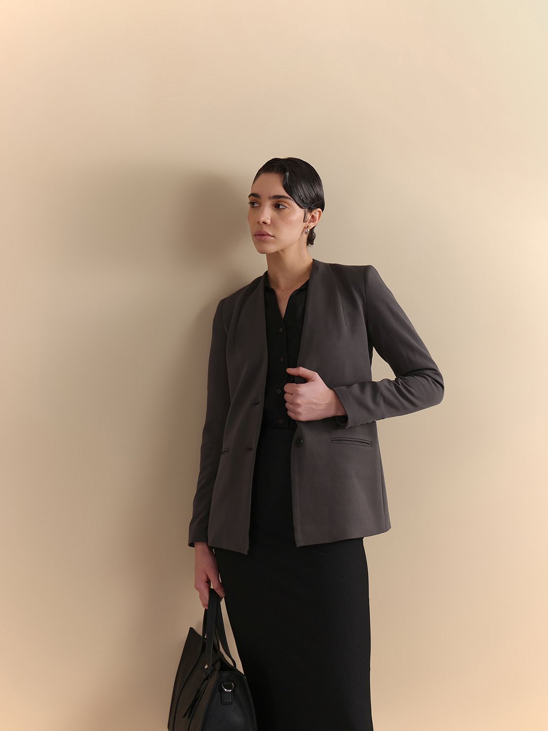fable street Women Solid Single Breasted Formal Blazer-picture-27