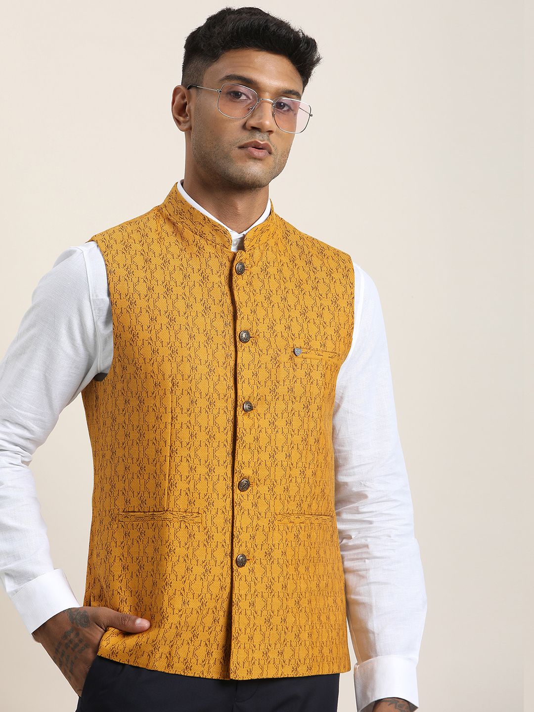 turtle Self Design Men Waistcoat-picture-25