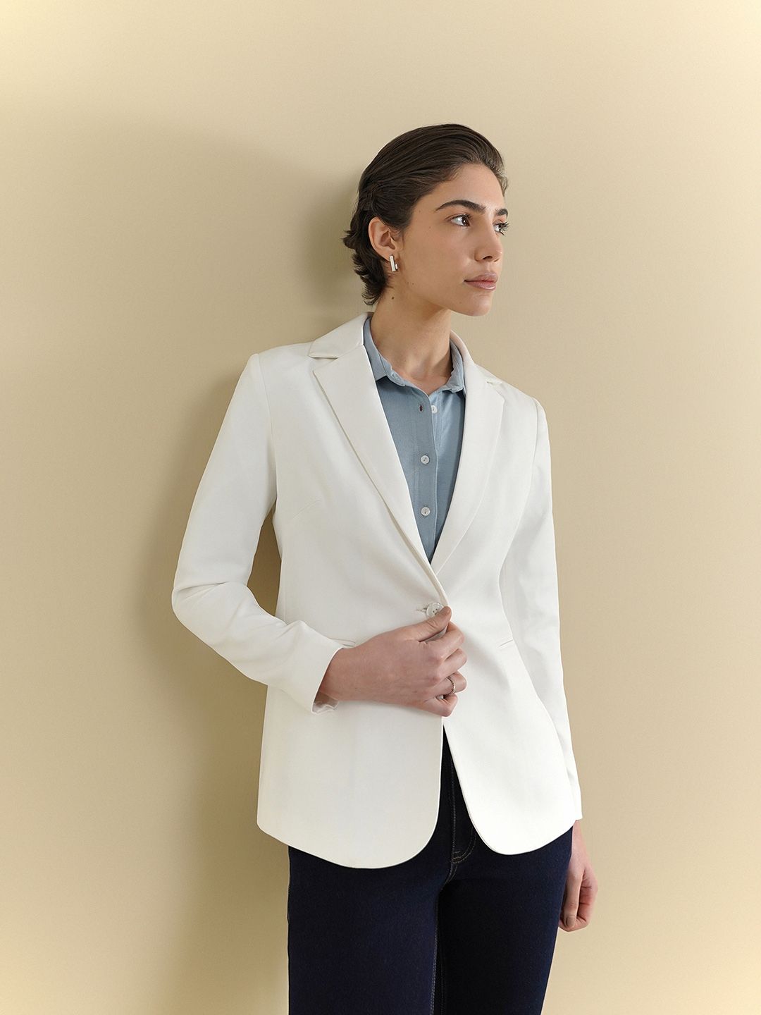 fable street Women Solid Single Breasted Formal Blazer-picture-24