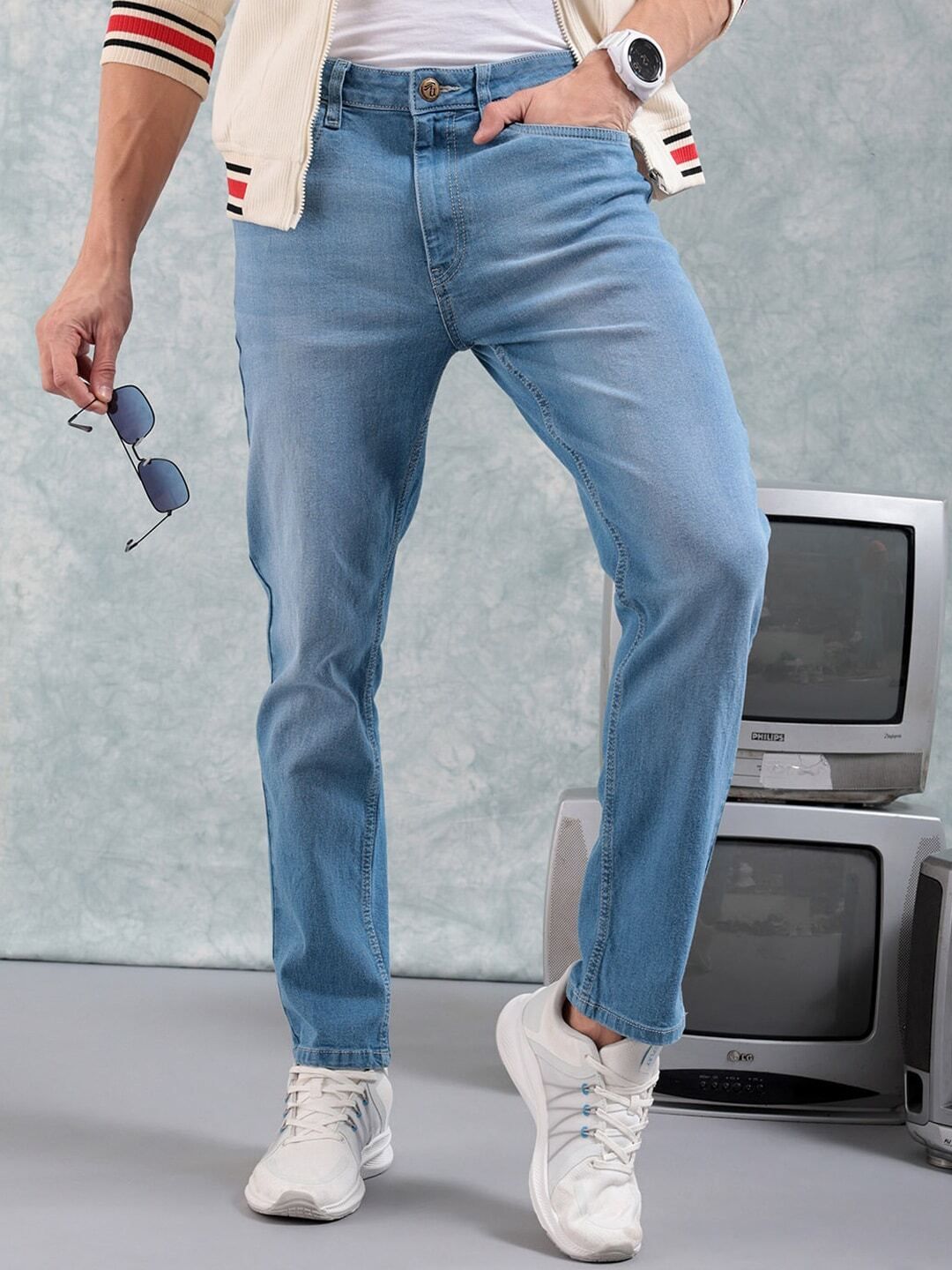 Men Slim Mid Rise Light Blue Jeans-image-40
