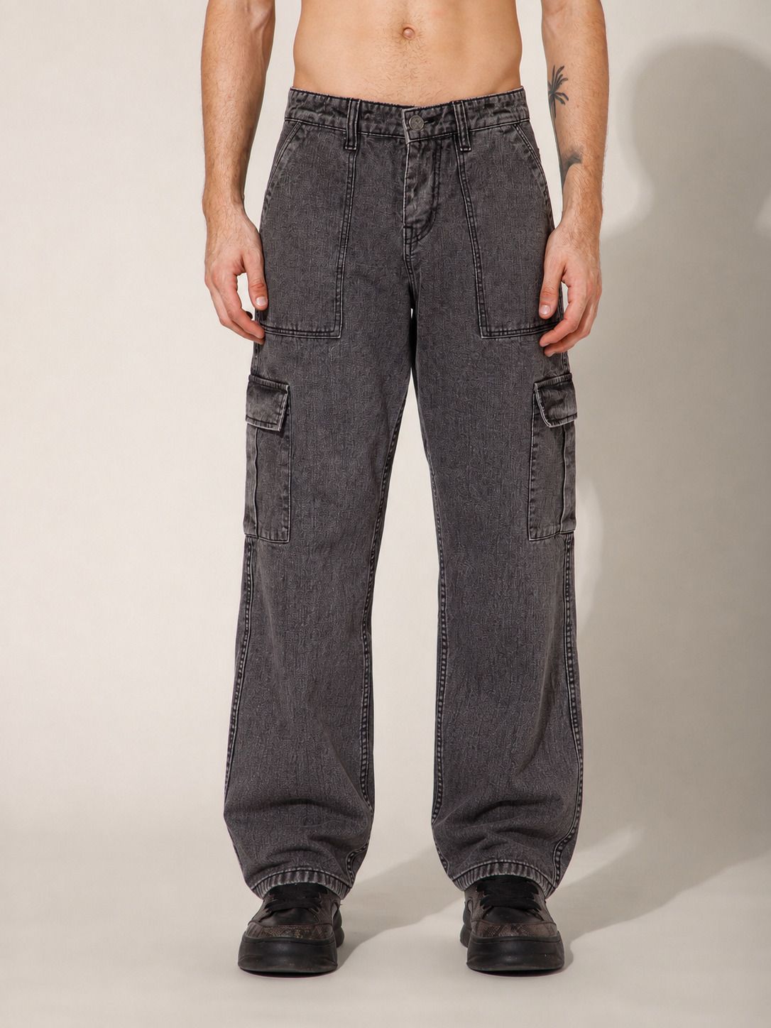 studio nexx Men Cargos-picture-38