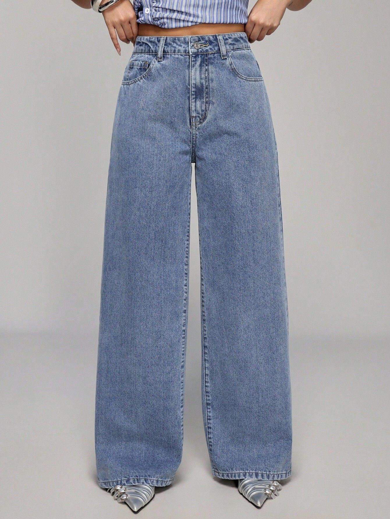 crazeis Women Straight Fit High Rise Light Blue Jeans-picture-11