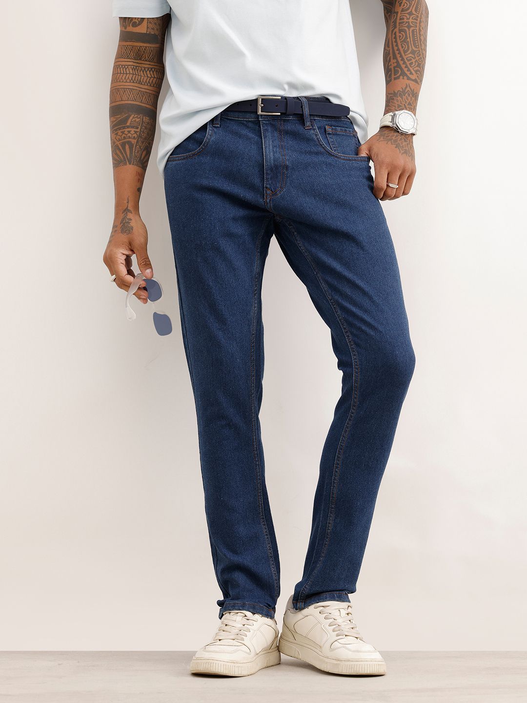 wrogn Men Slim Mid Rise Blue Jeans-picture-16