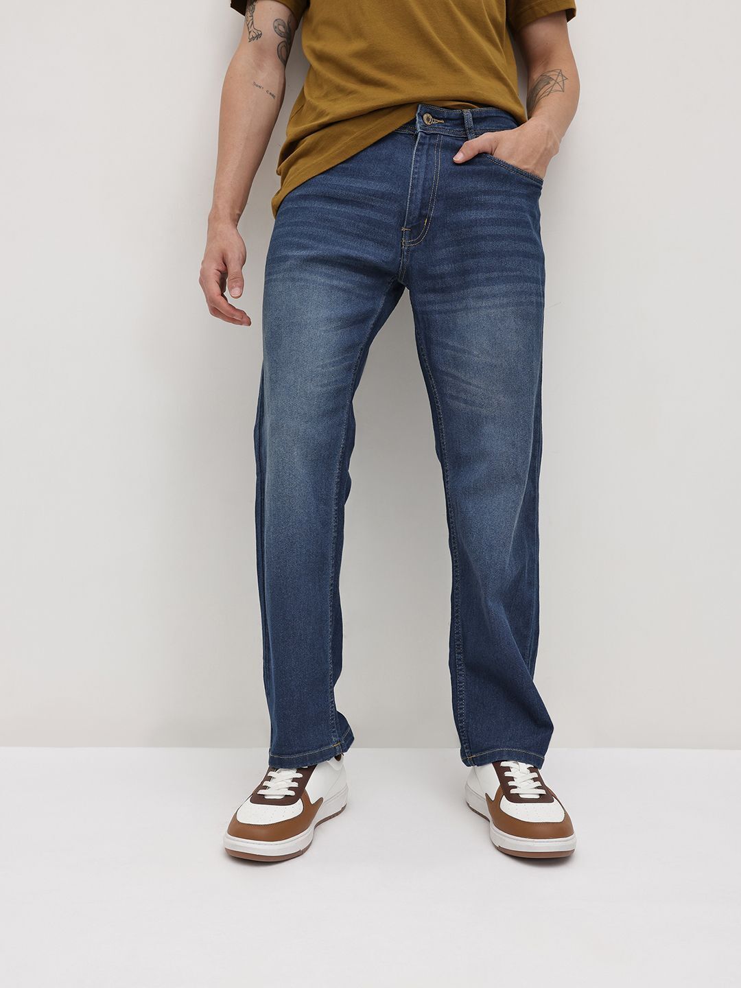roadster Men Relaxed Fit Mid Rise Blue Jeans-picture-12
