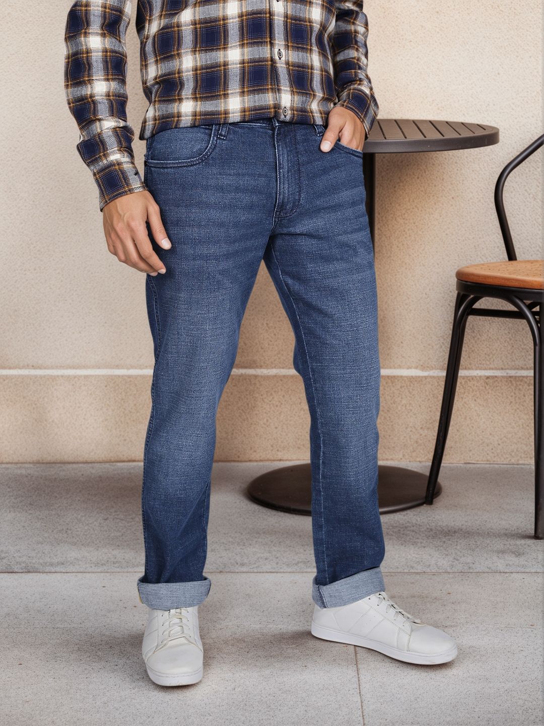 Men Regular Mid Rise Dark Blue Jeans