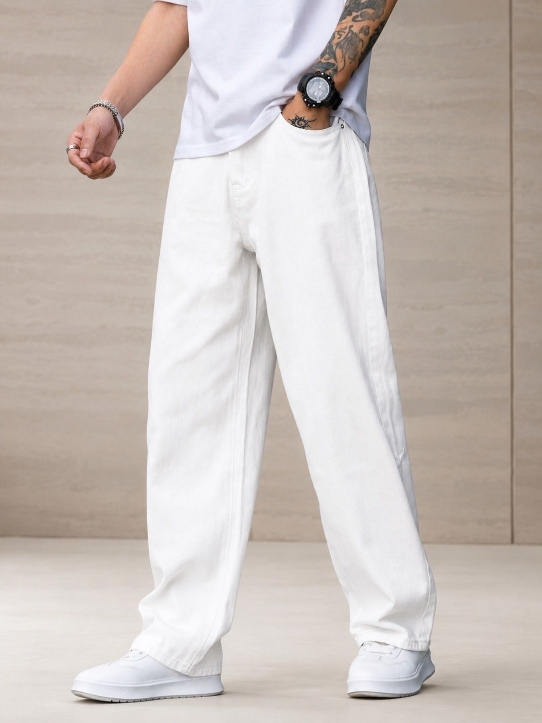 fadevielle Men Relaxed Fit Mid Rise White Jeans-picture-18