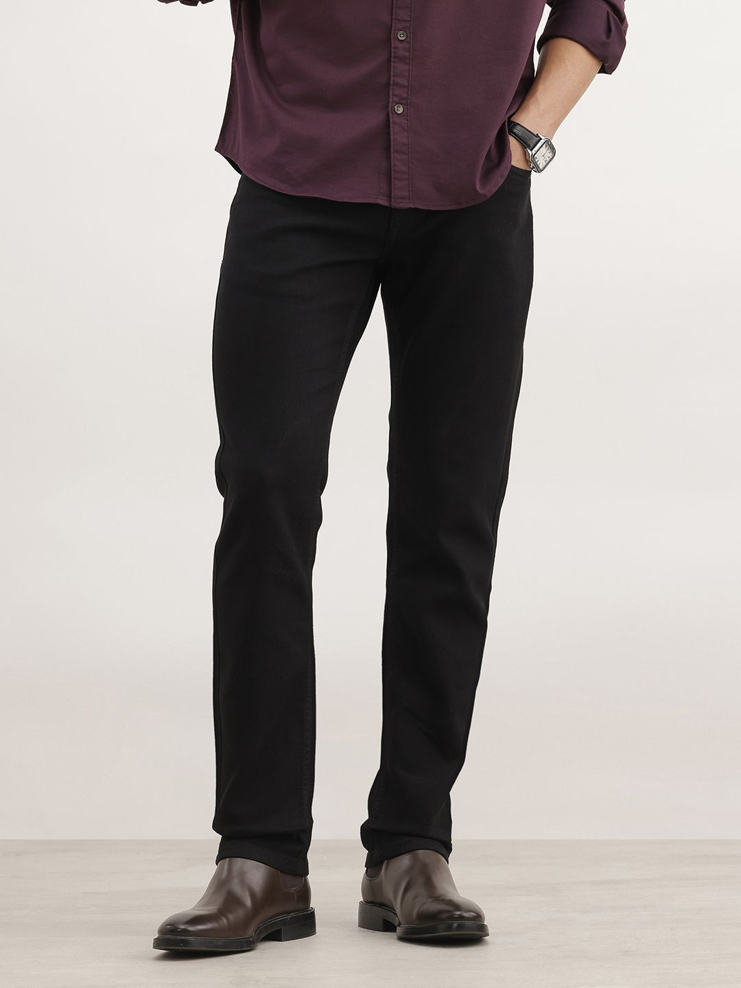 wrogn Men Slim Mid Rise Black Jeans-picture-25