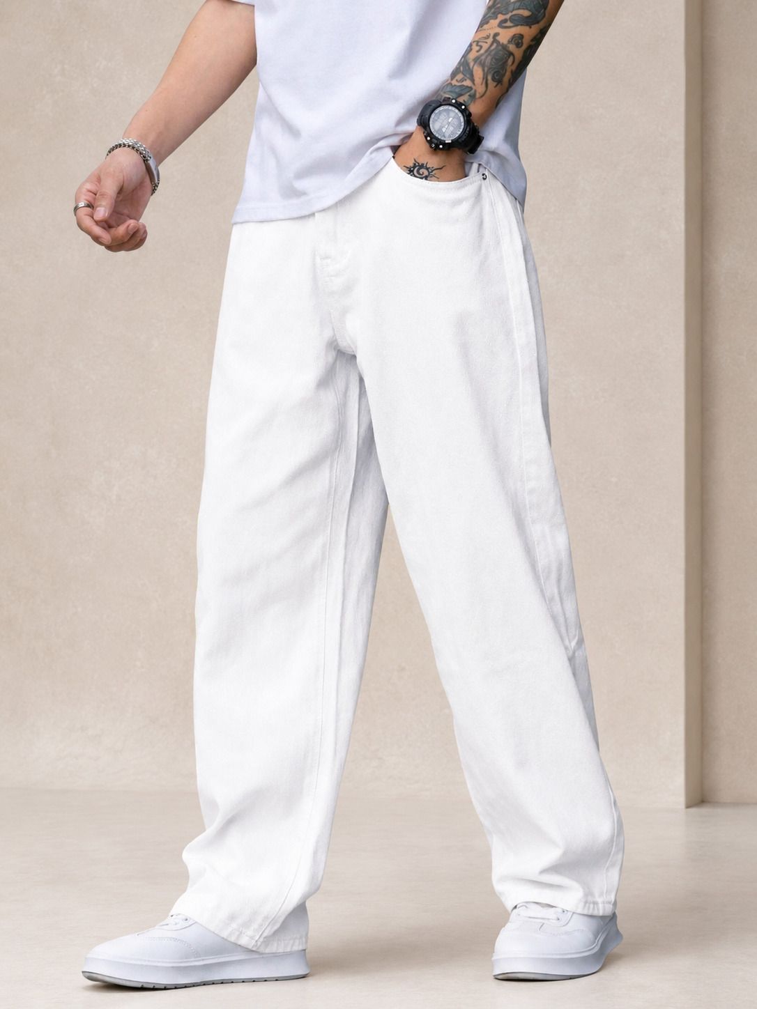 fadevielle Men Relaxed Fit Mid Rise White Jeans-picture-19