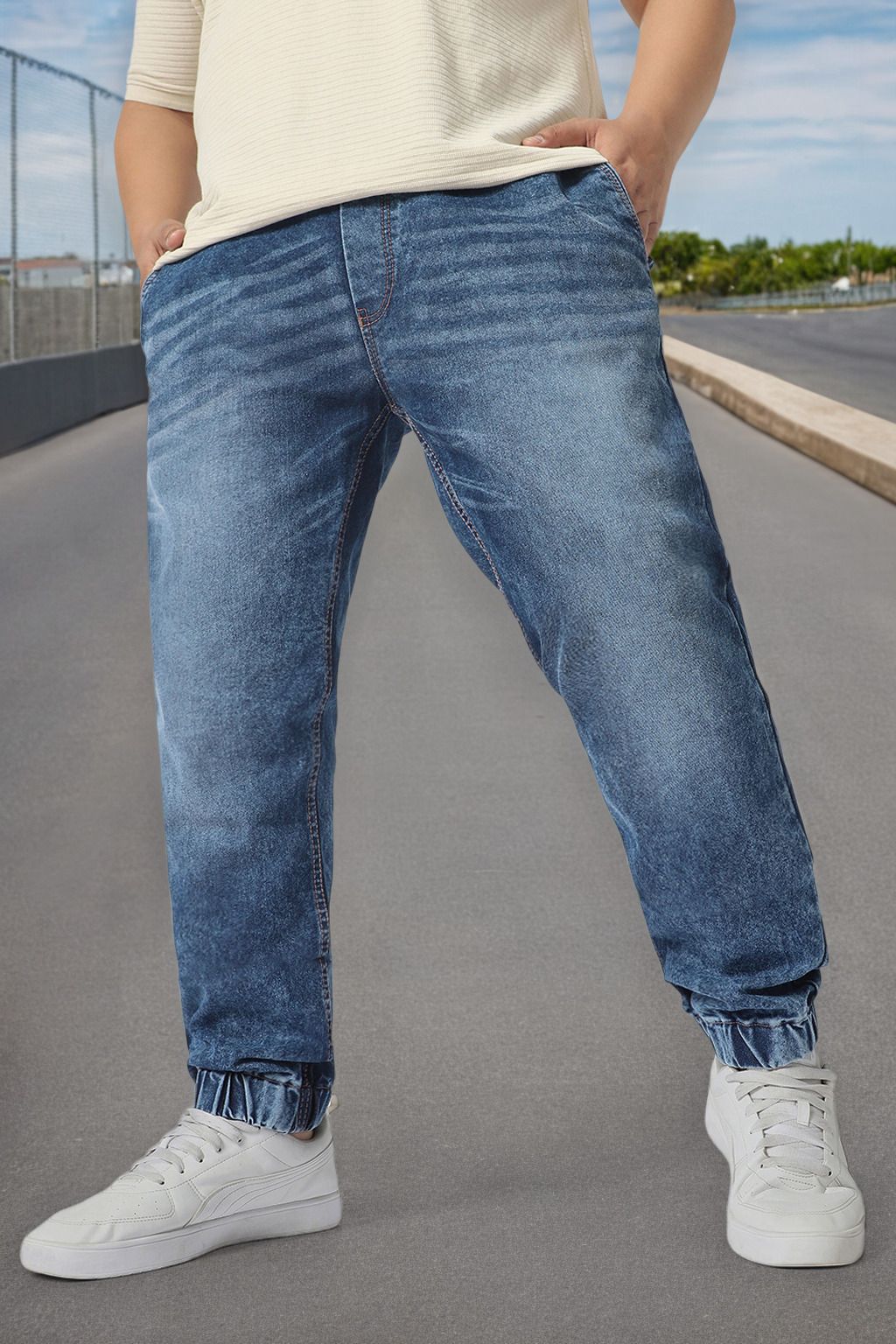 Men Regular Mid Rise Blue Jeans-image-28