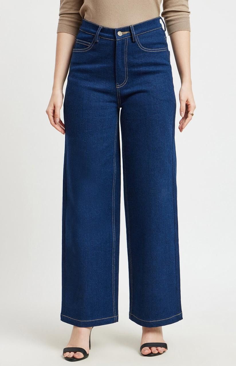 Women Relaxed Fit Mid Rise Blue Jeans