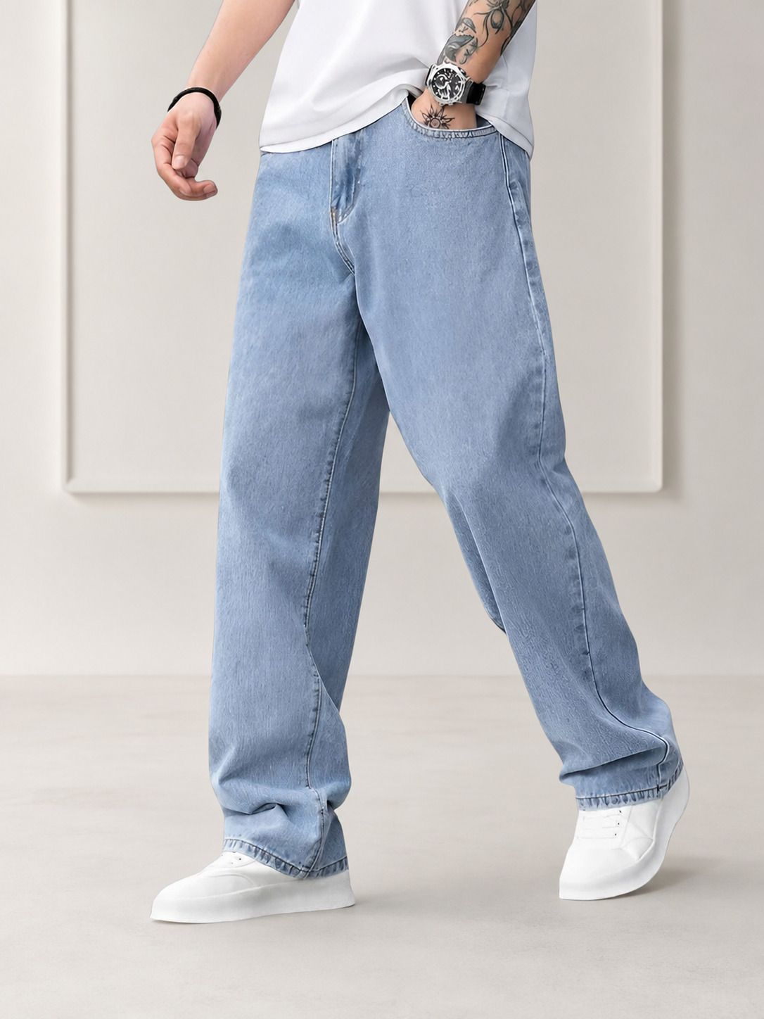 Men Relaxed Fit Mid Rise Light Blue Jeans-image-4