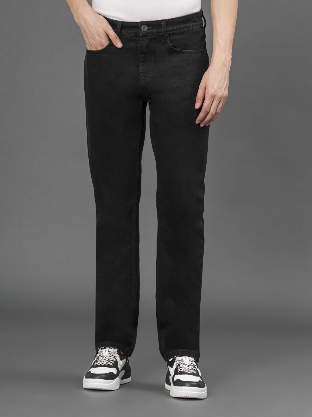 Men Straight Fit Mid Rise Black Jeans
