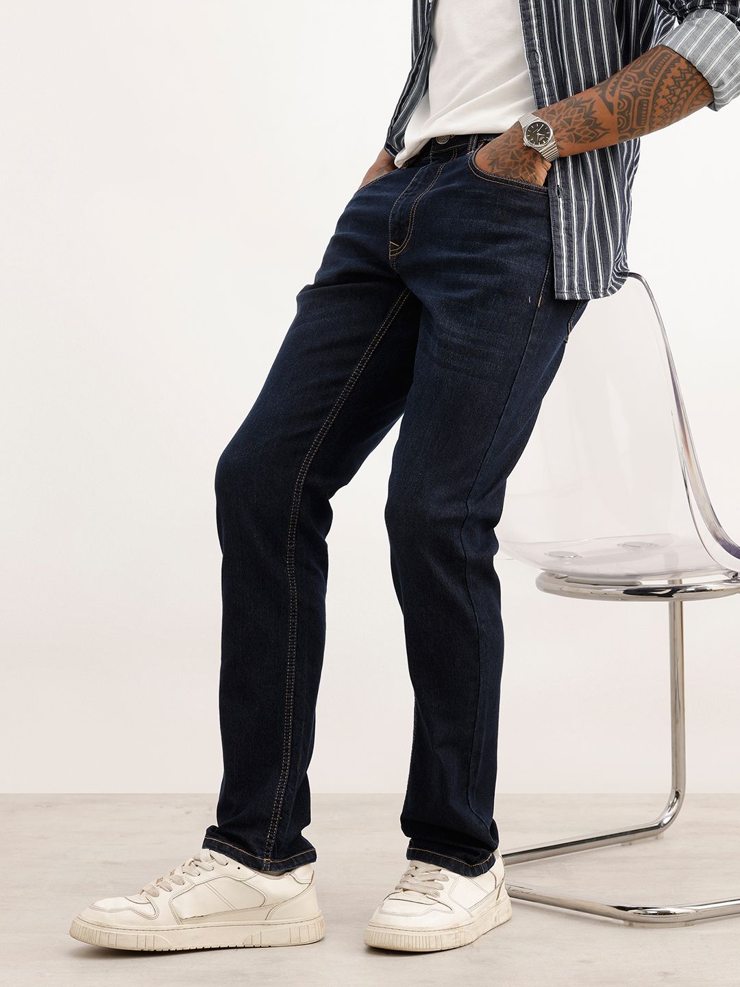 wrogn Men Slim Mid Rise Blue Jeans-picture-18
