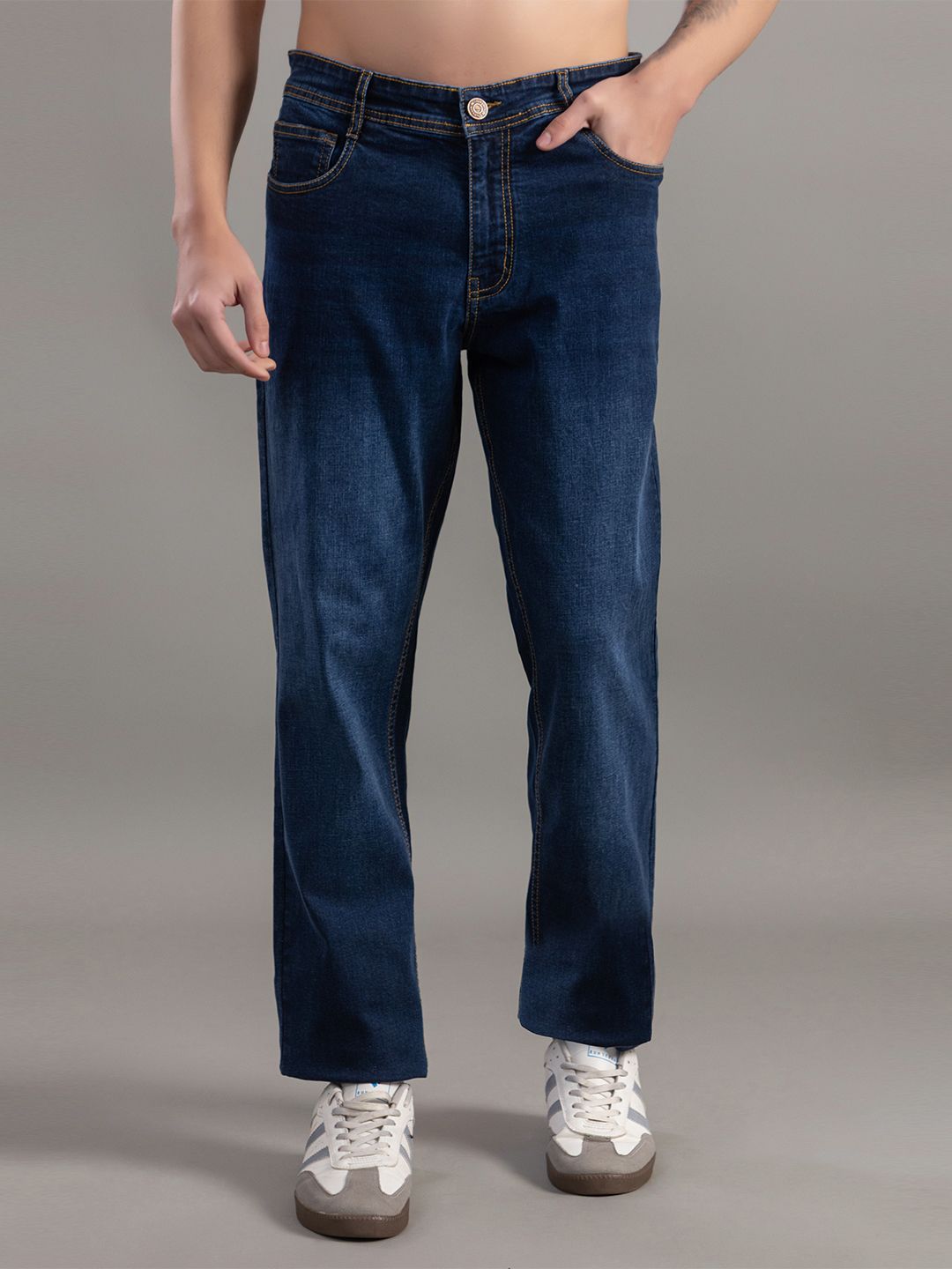 club york Men Straight Fit Mid Rise Blue Jeans-picture-14