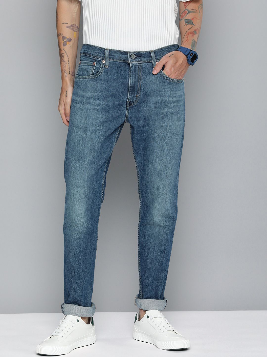 512 Men Tapered Fit Low Rise Blue Jeans-image-1