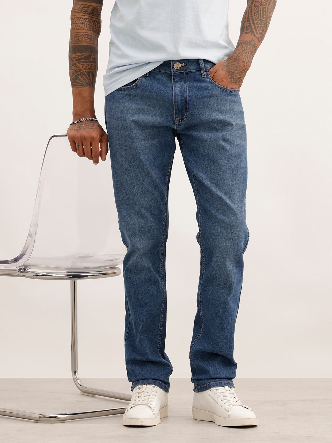 wrogn Men Slim Mid Rise Black Jeans-picture-27