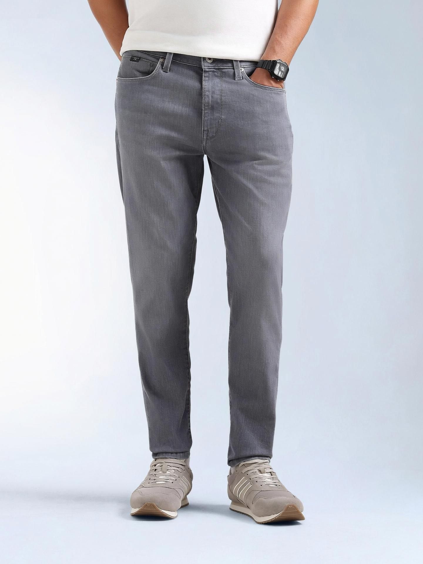 Men Relaxed Fit Mid Rise Grey Jeans-image-35