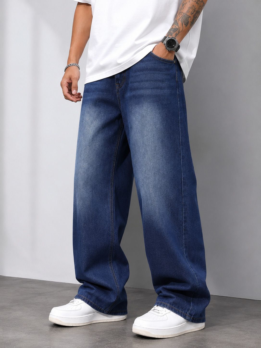 Men Loose Fit Mid Rise Blue Jeans-image-26