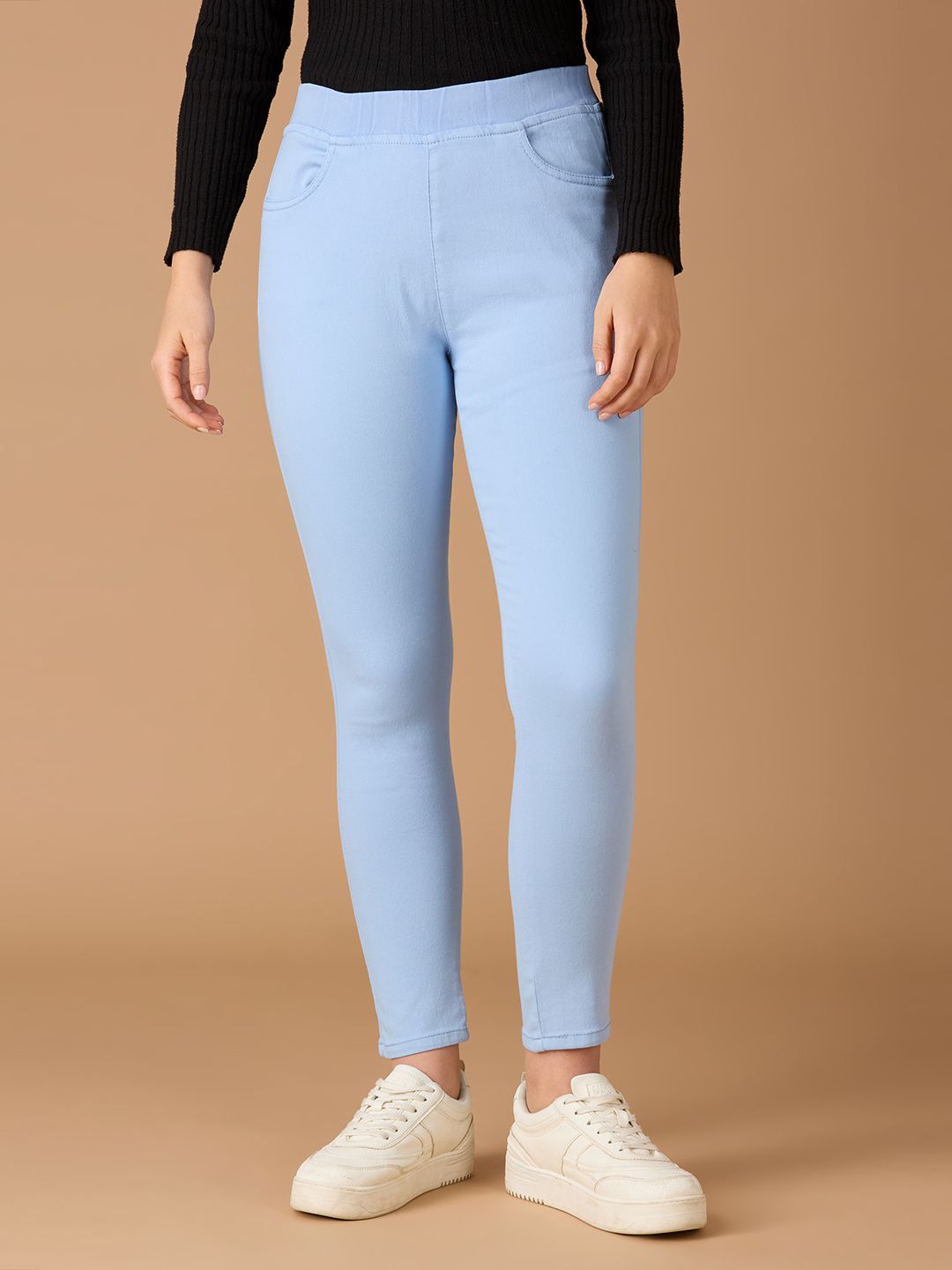 Women Skinny High Rise Blue Jeans