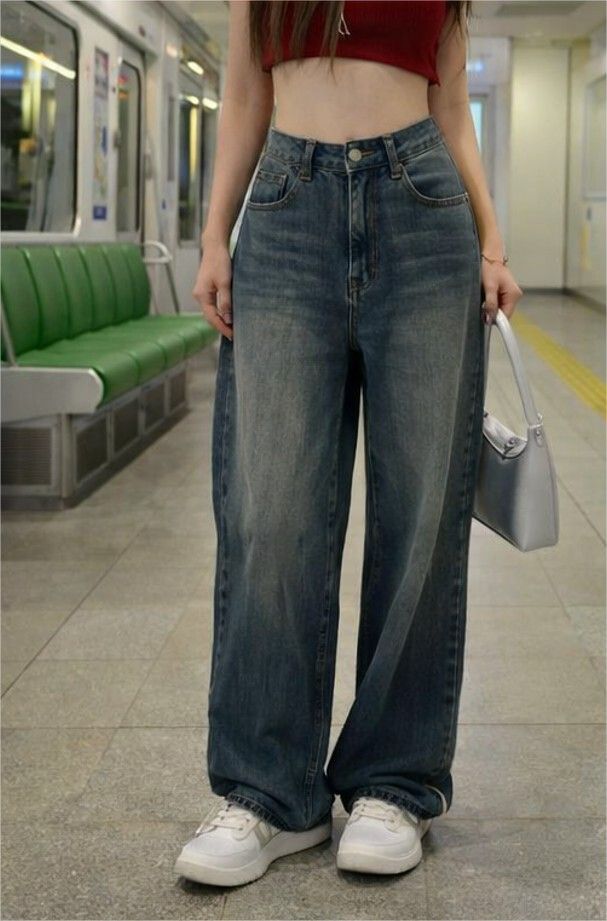 Women Straight Fit Mid Rise Green Jeans