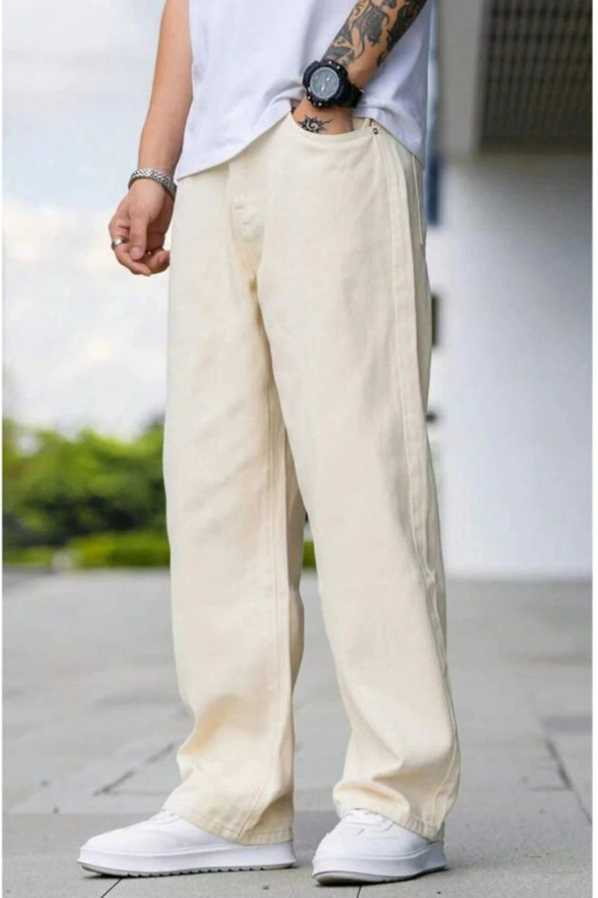 Men Straight Fit Mid Rise Beige Jeans-image-5