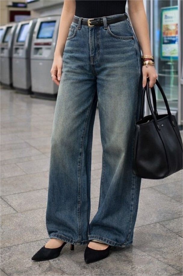 Women Straight Fit Mid Rise Green Jeans