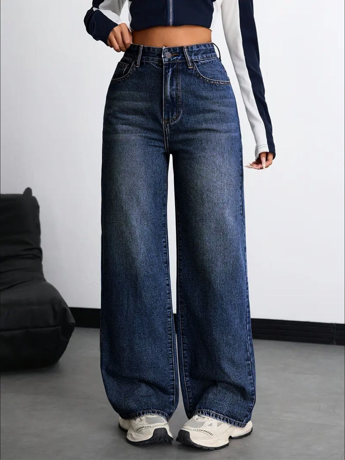 Women Relaxed Fit High Rise Blue Jeans-image-13