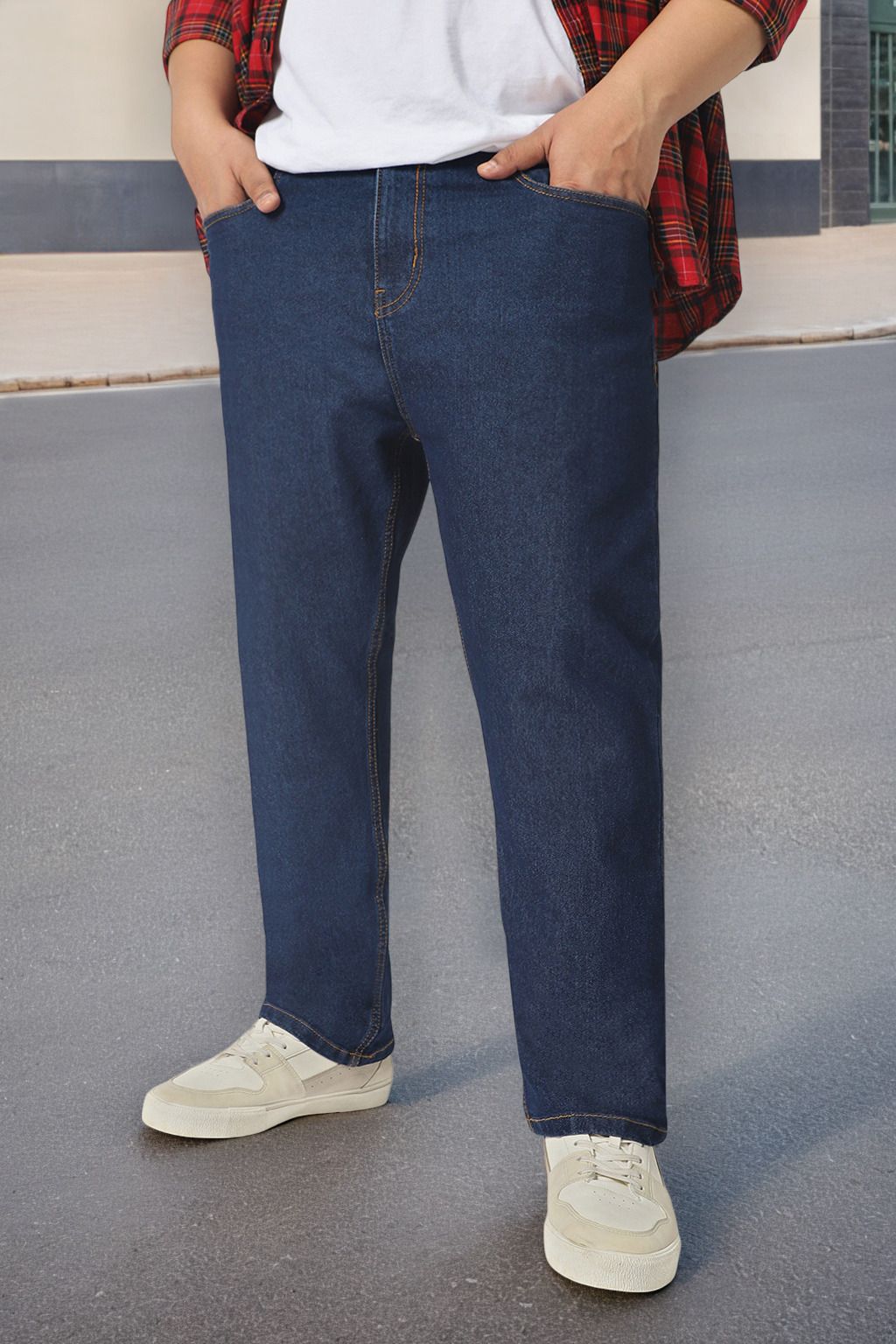 Men Regular Mid Rise Blue Jeans