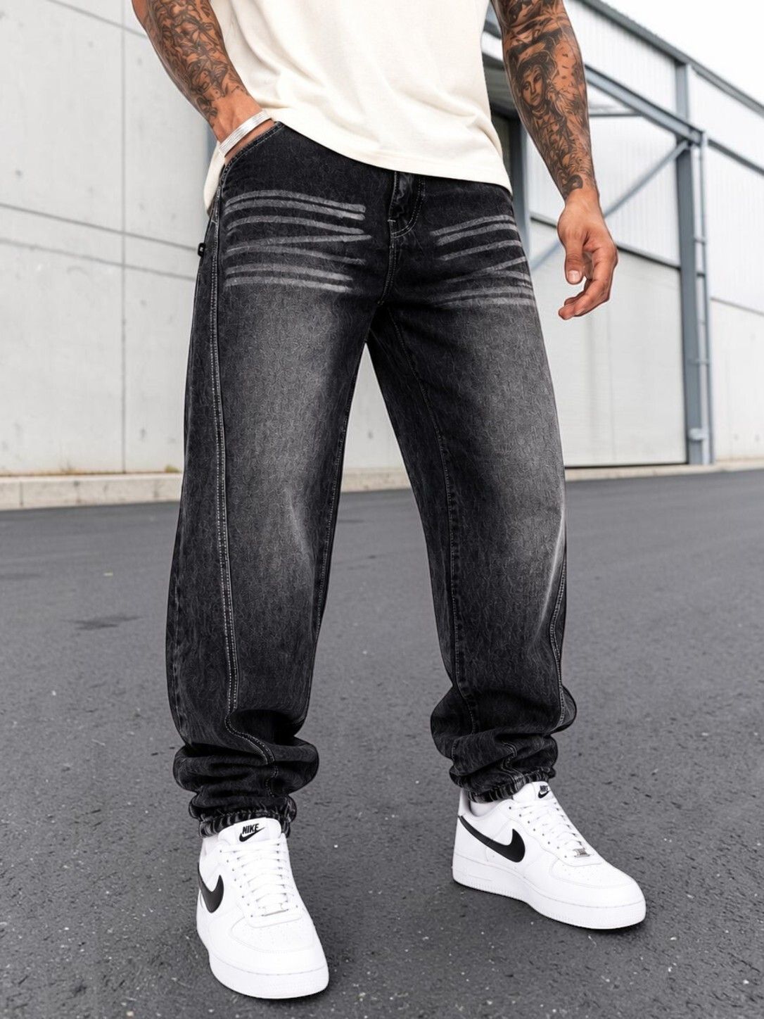 Men Loose Fit Mid Rise Light Blue Jeans-image-18