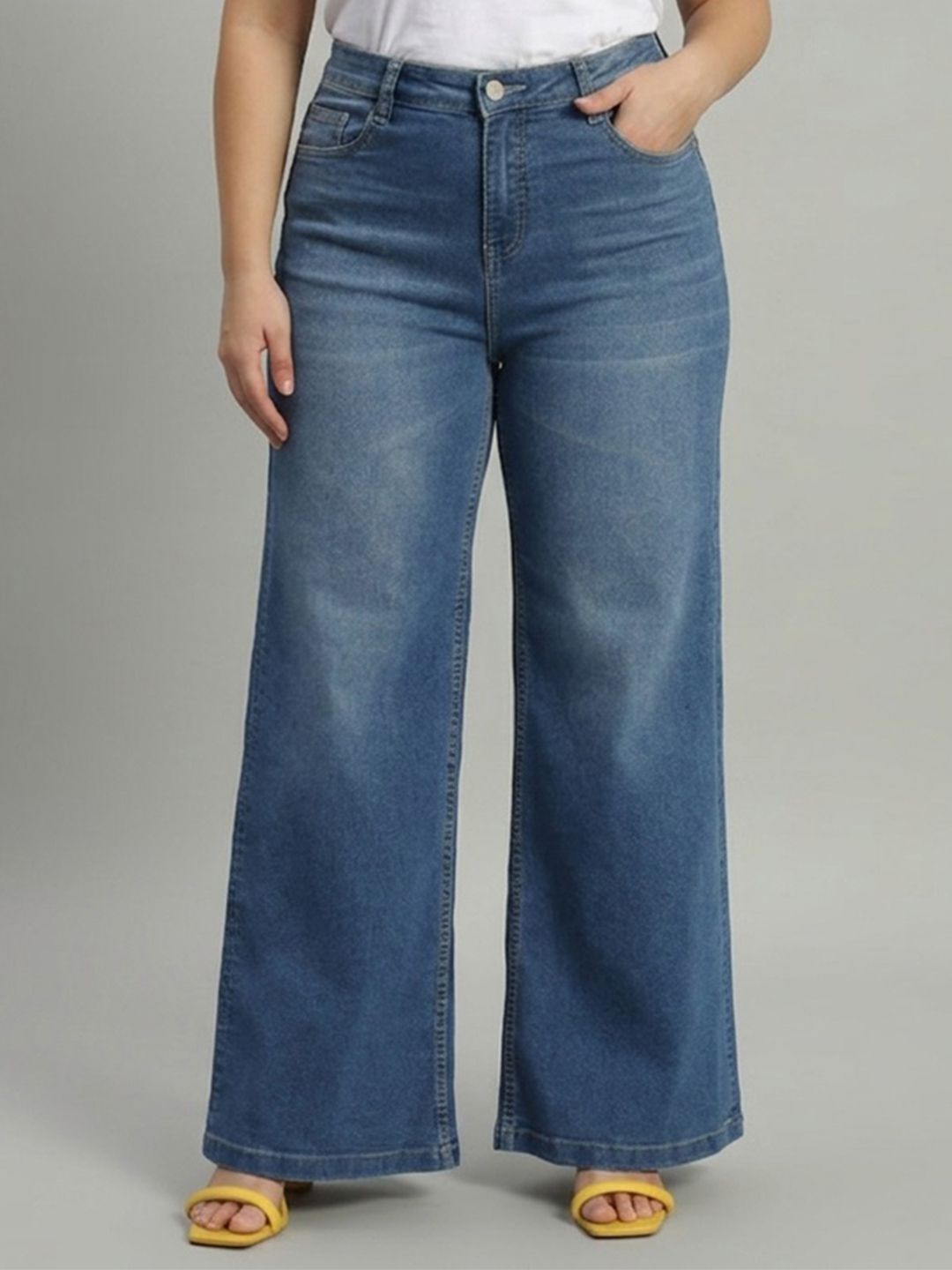Women Wide Leg High Rise Blue Jeans-image-16