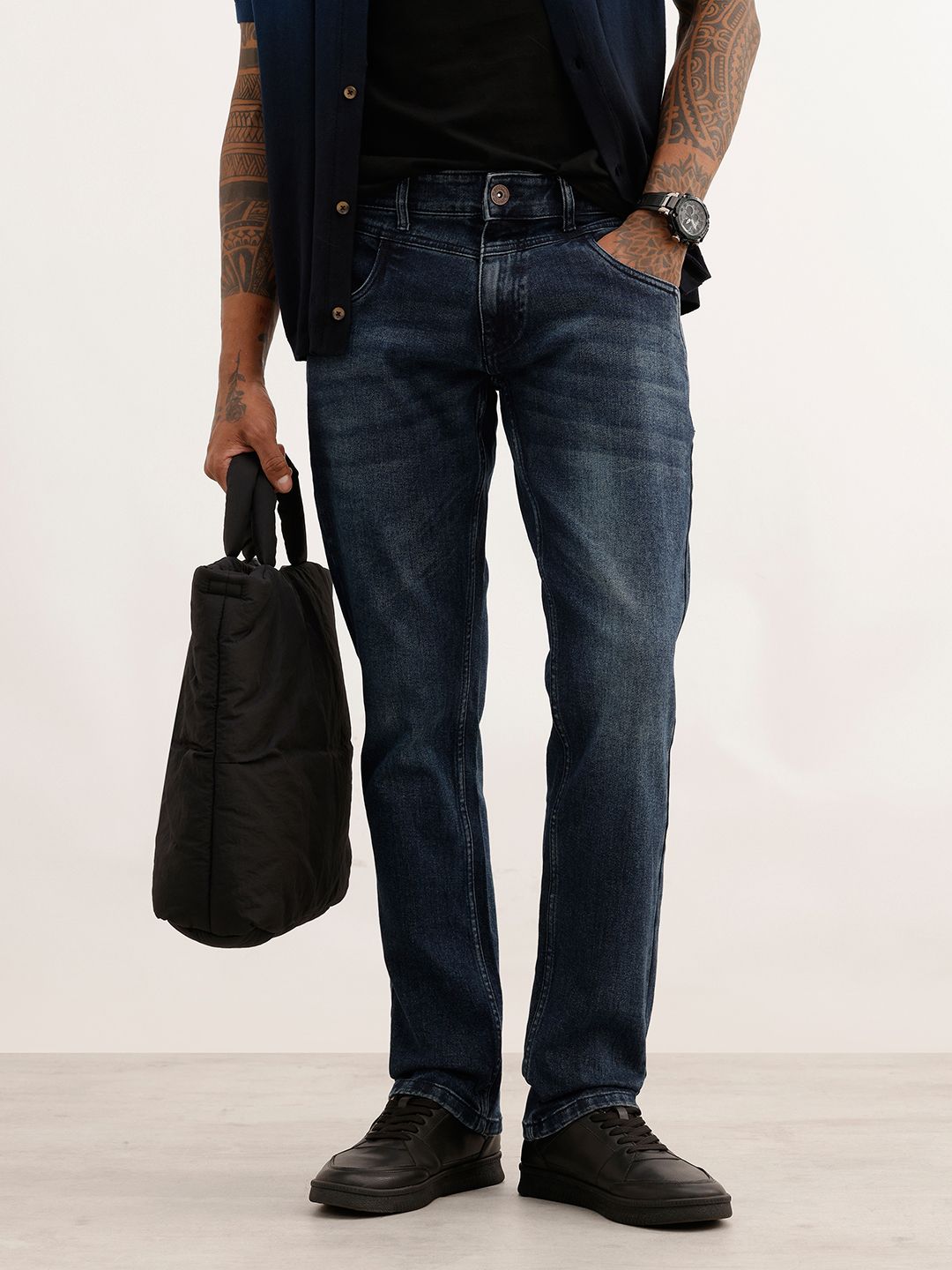 wrogn Men Straight Fit Mid Rise Blue Jeans-picture-11