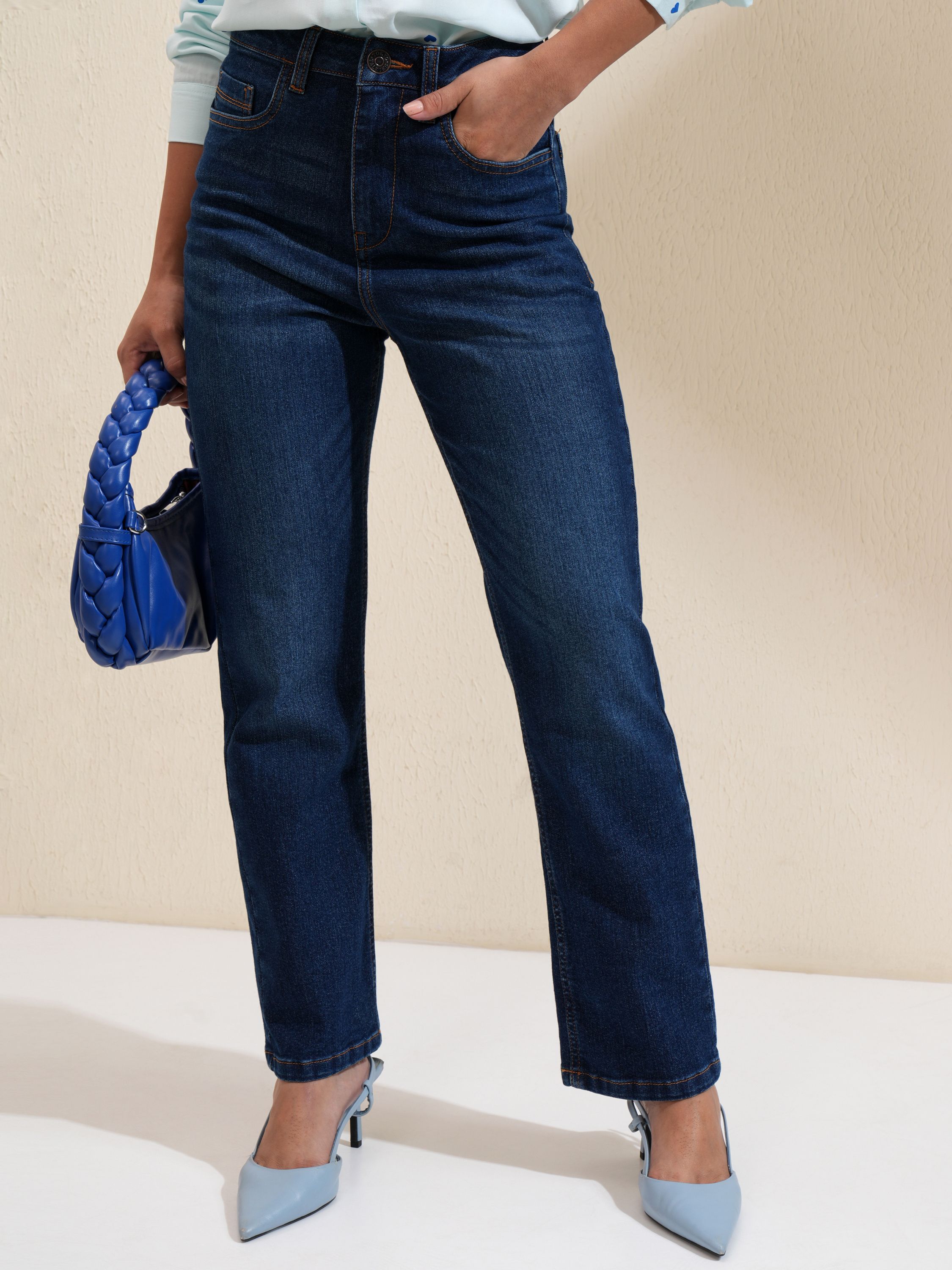 tokyo talkies Women Straight Fit Mid Rise Blue Jeans-picture-15
