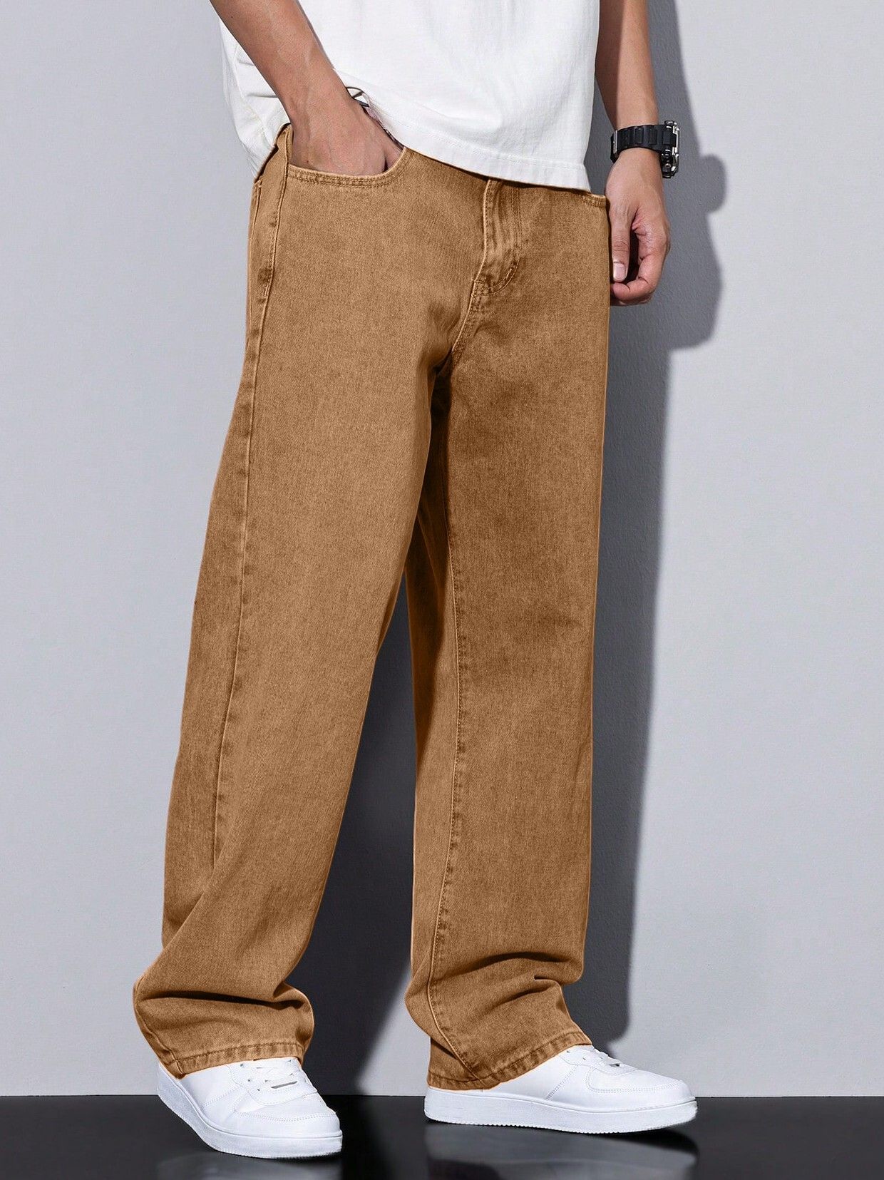 Men Loose Fit High Rise Brown Jeans