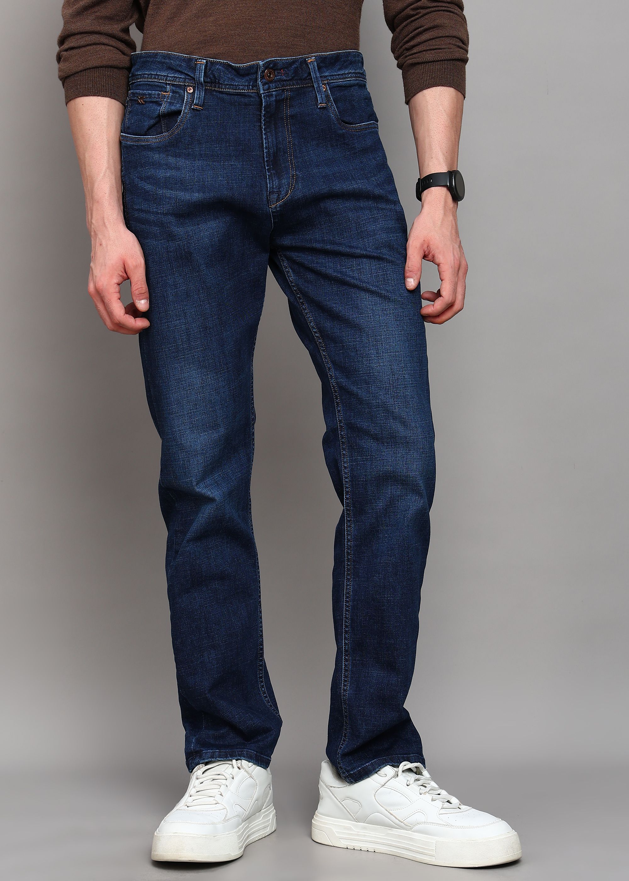 Men Slim Mid Rise Blue Jeans-image-40