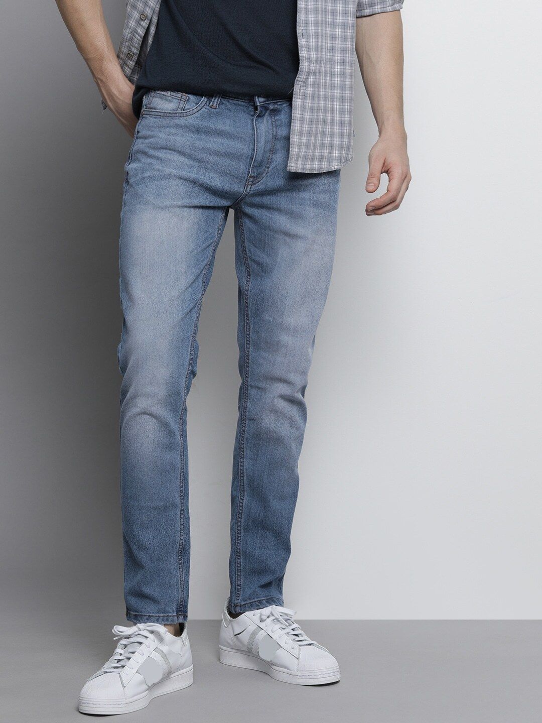 Men Slim Mid Rise Blue Jeans