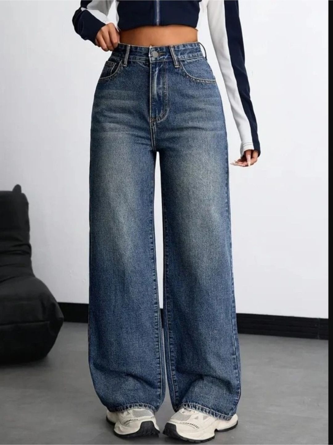 Women Straight Fit High Rise Blue Jeans-image-48