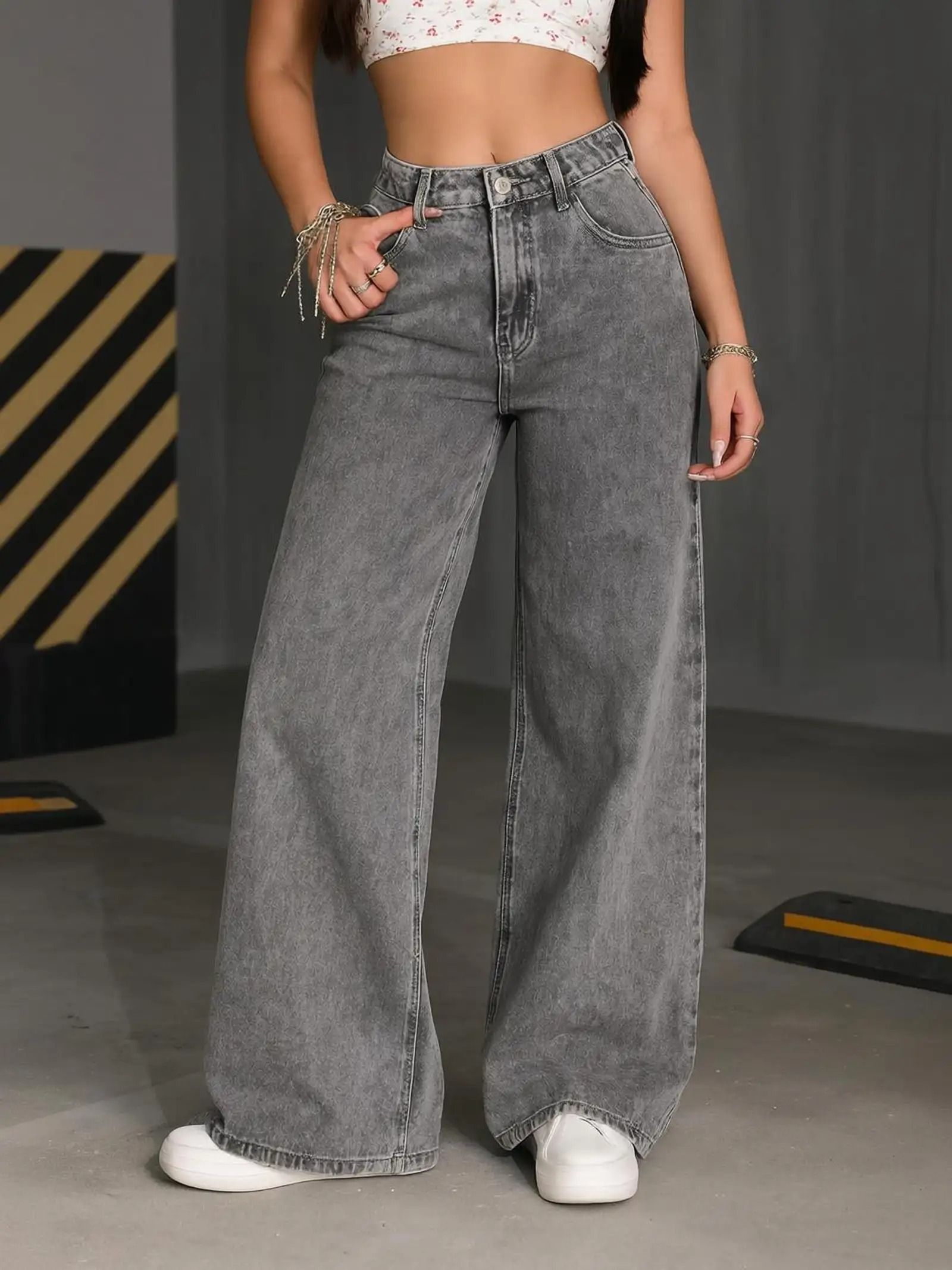 Women Wide Leg High Rise Grey Jeans-image-28