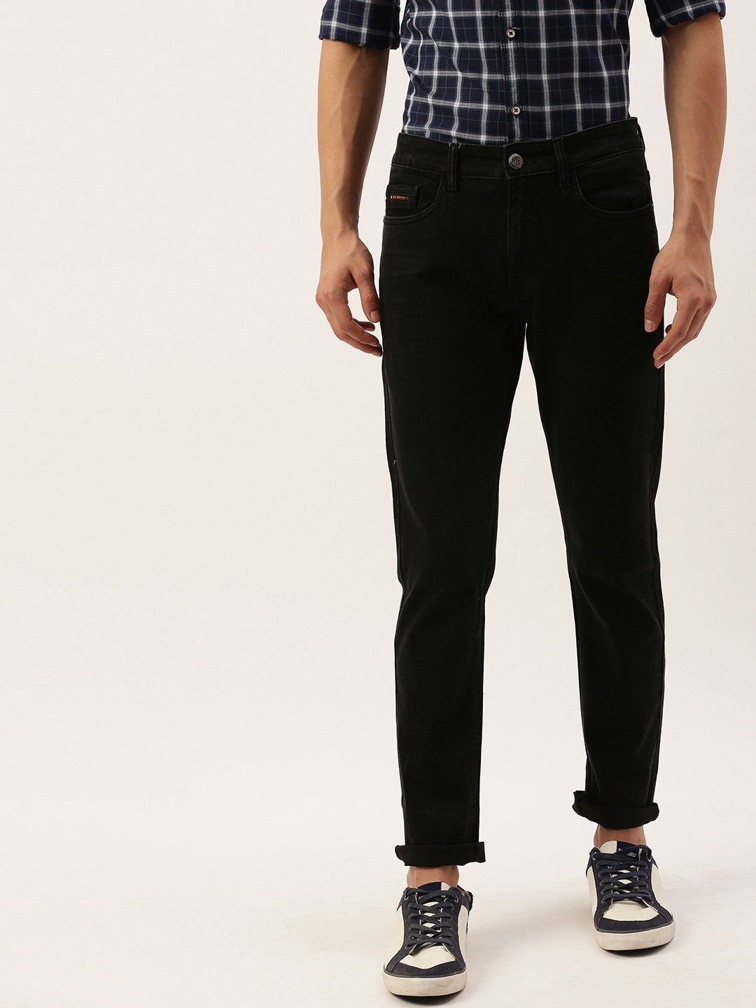 the indian garage co. Men Slim Mid Rise Black Jeans-picture-20