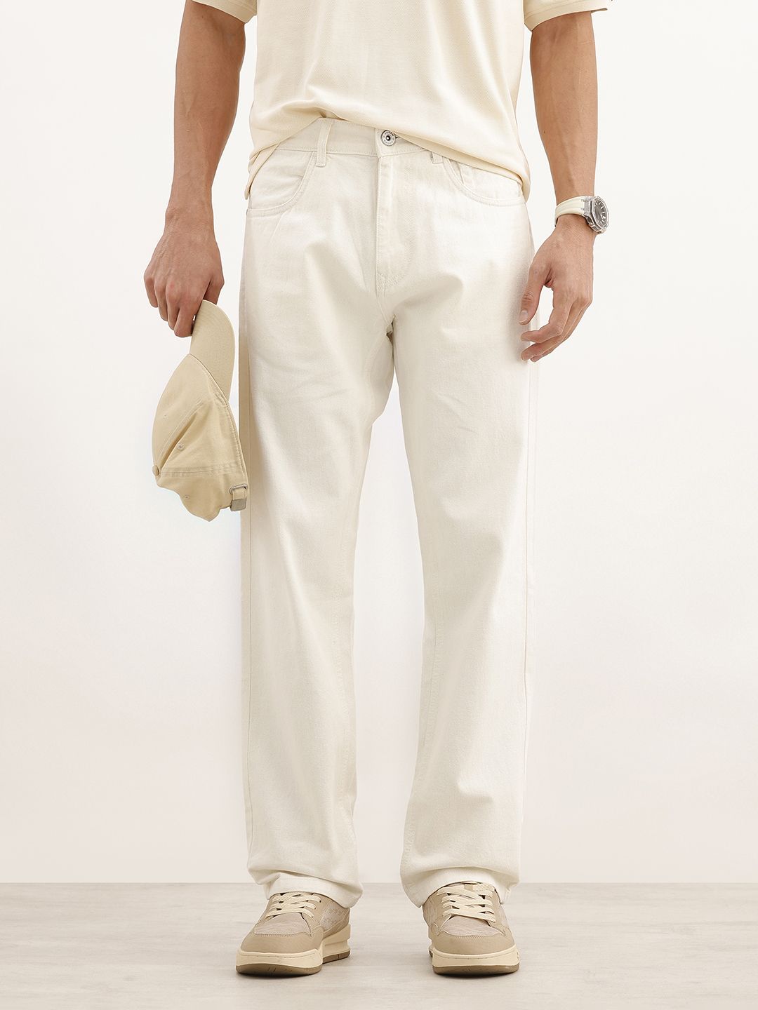 wrogn Men Relaxed Fit Mid Rise White Jeans-picture-37