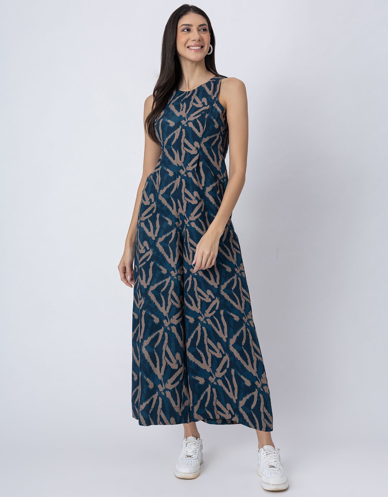 moomaya Solid Women Jumpsuit-picture-11