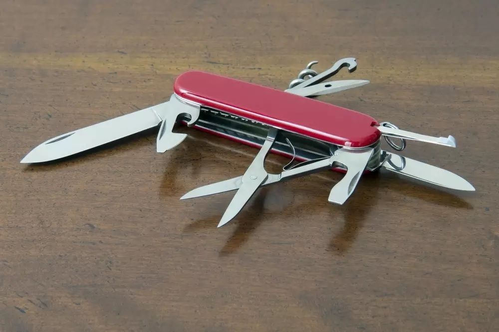 ASTOUND Multifunctional Swiss 91mm Folding Knife-Red Multi Tool, Knife, Pocket Knife, Survival Knife-picture-18