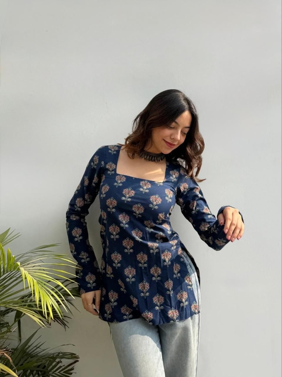 jishri Floral Print Viscose Rayon Straight Kurta for Women-picture-15
