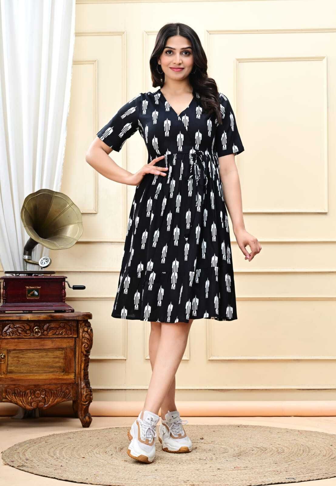 Women Skater Red Knee Length Dress